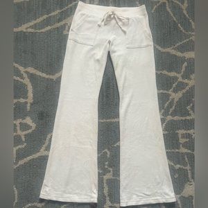 Juicy Couture crème velour flare sweatpants size S